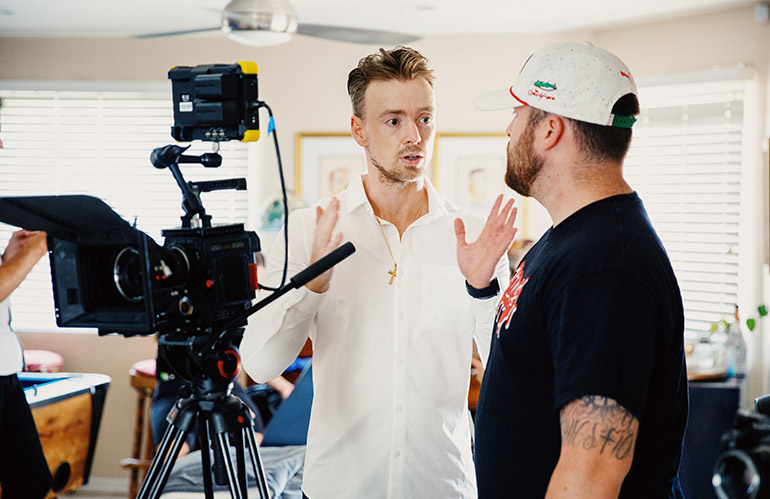 پوستر فیلم «سال گربه» منتشر شد